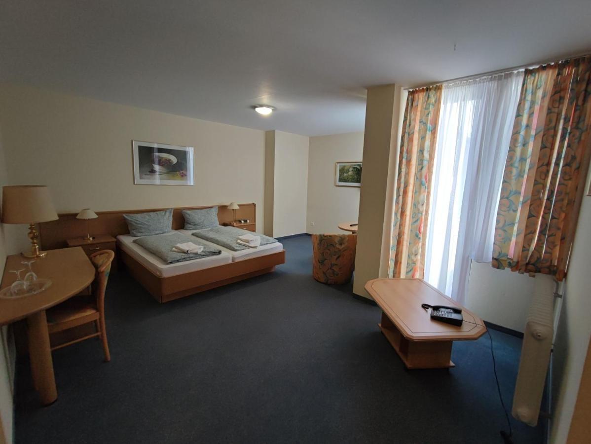 Hotel Schiff Rastatt Exterior photo